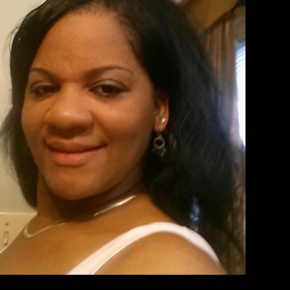 Meet your Posher, Ruby - Picture 1 of 1